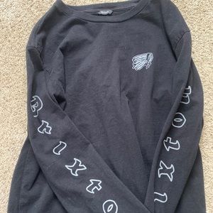 Long sleeve black shirt